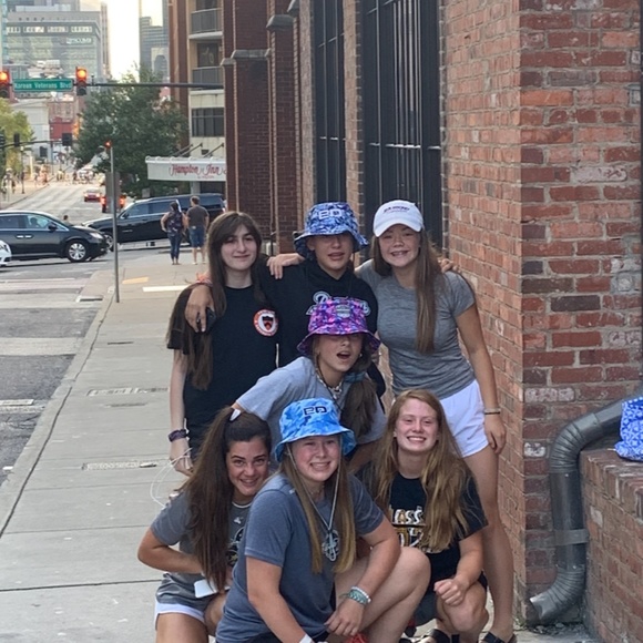 Meet your Posher, Kate - Picture 6 of 7